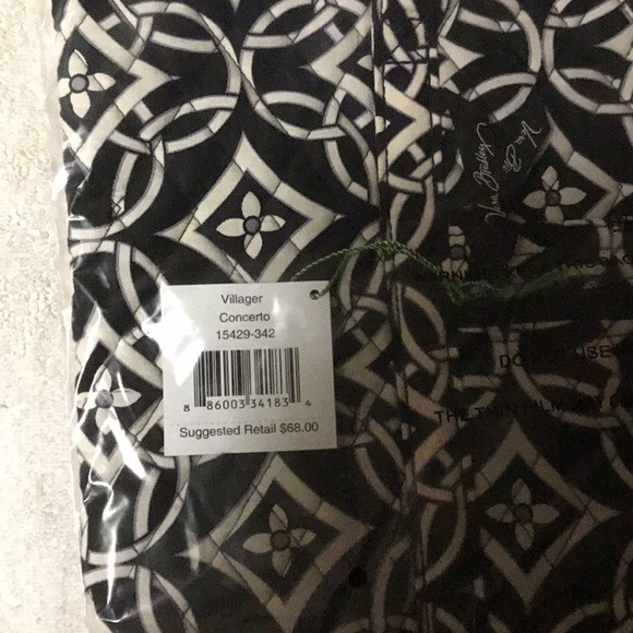 Vera Bradley Villager tote - Picture 2 of 3